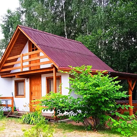 Nad Jeziorem Holiday home *